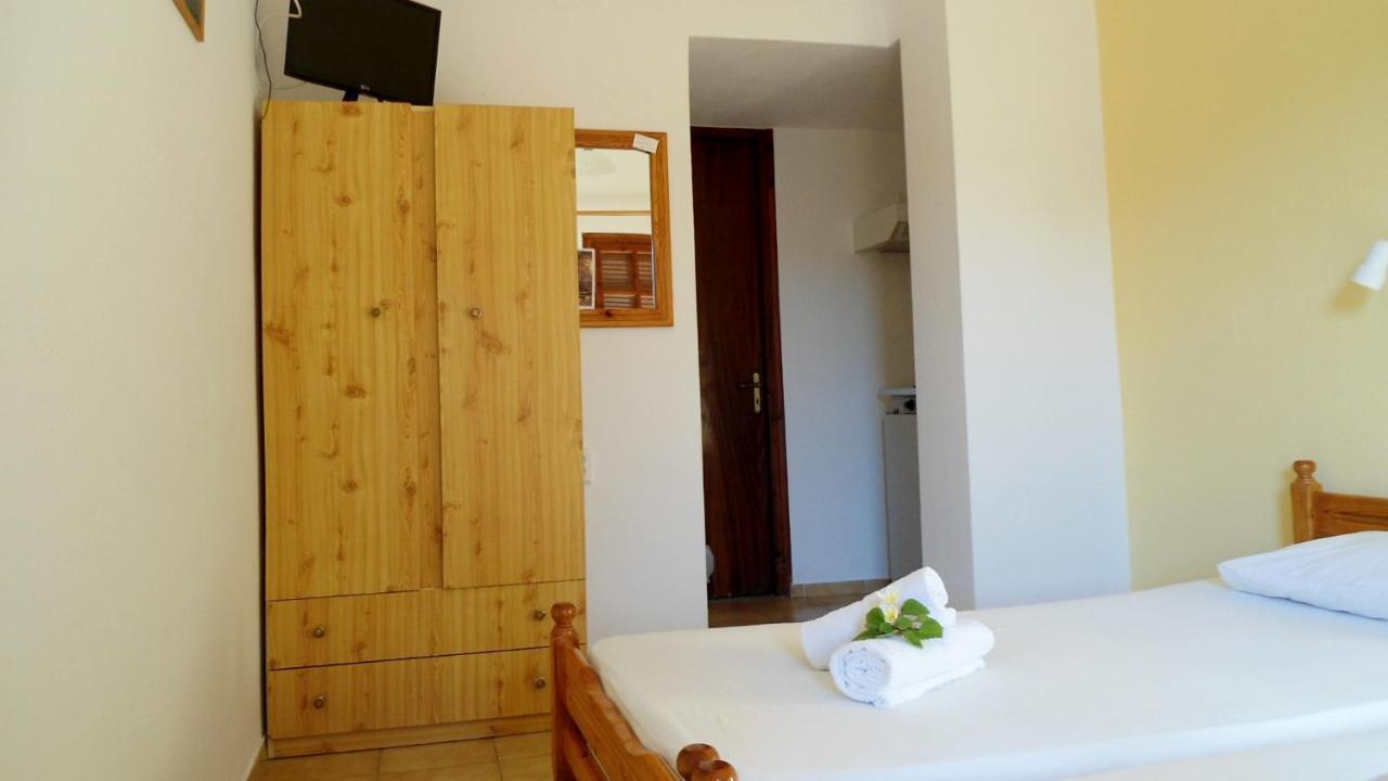 Katerina Palaiochora Hotell Exteriör bild